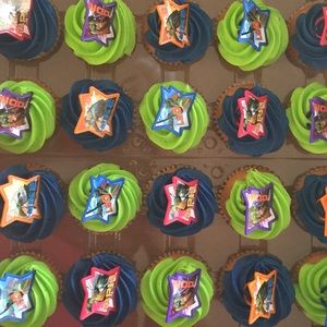 Meet your Posher, Jeneisha